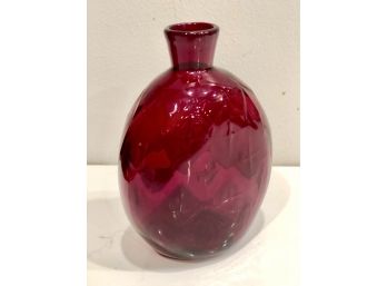 Gorgeous Metropolitan Museum Of Art (MMA) Ruby Red Vase