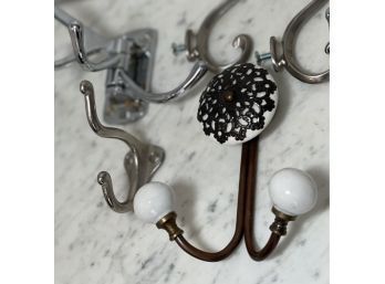 Great Assortment Of Silver Toned Hooks/hardware