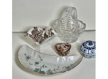 Itty Bitty Trinkets And Treasures!  5 Piece
