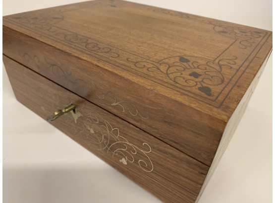 Beautiful Brass Inlaid Wood Jewelry Box With Lock And Key  4 X 10 X 8 Inches Approx.