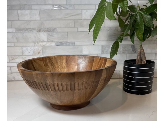 Hearth And Home Carved Salad Bowl