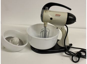 Vintage Sunbeam Mixer With Awesome Juicer Attachment!