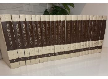 World Book Encyclopedia Complete 22 Volume Set 1975