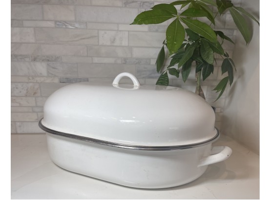 Vintage Xtra Large White Roasting Pan
