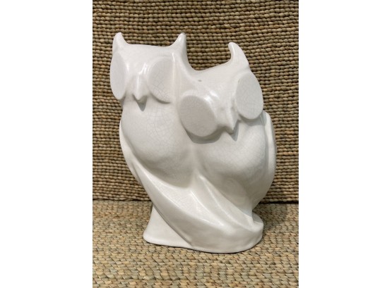 Quaint Vintage Matte White Owls Figurine.