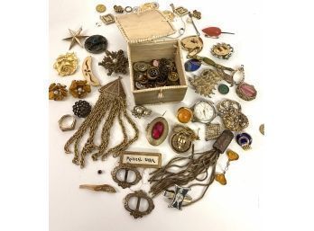 Lot Of Misc Jewelry Pieces For Redesign
