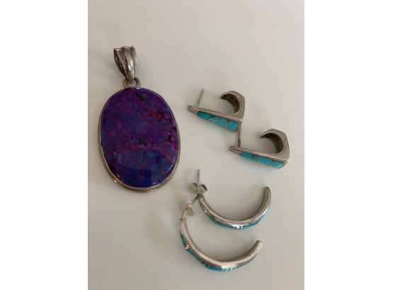 Two Pairs Of Earrings And Pendant Lot