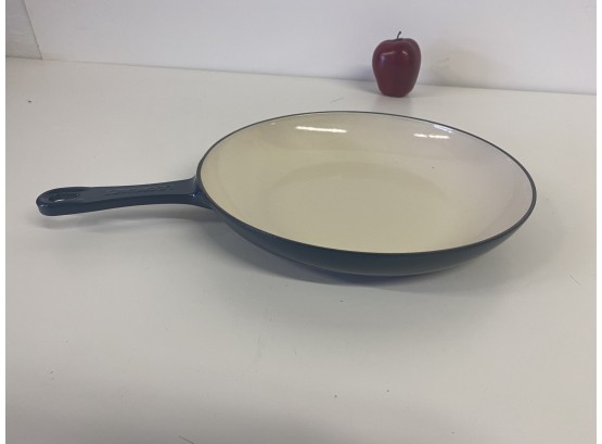 New Le Creuset Enameled Cast Iron Shallow 10 Inch Fry Pan