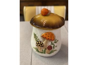 Great Vintage Cookie Jar With Colorful Mushrooms