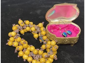 Miniature Jewelry Box Made In Occupied Japan With Earrings And Beads