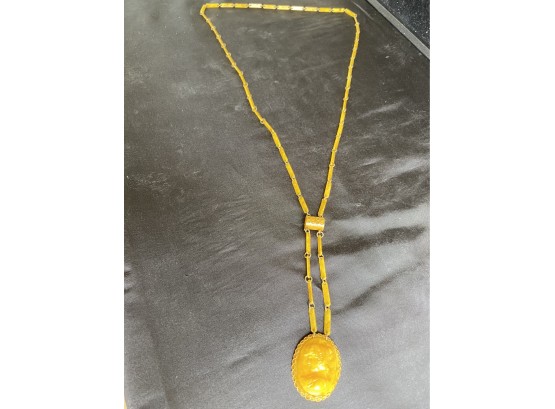 Vintage Plastic Cameo Necklace With Links