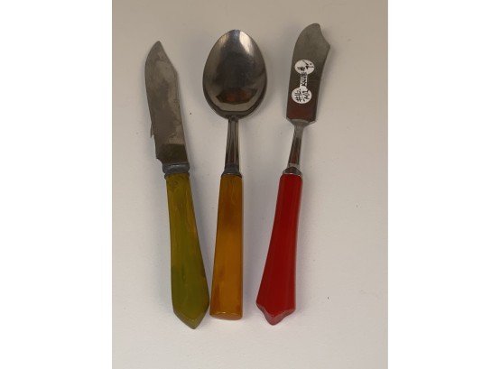 2 Knives And A Spoon Bakelite
