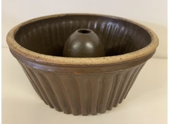 Antique Brown Stoneware  Pottery Bundt Pan Mold Approx. 10 Inch
