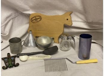 Vintage Kitchen Lot With Good Housekeeping Cow Cutting Board