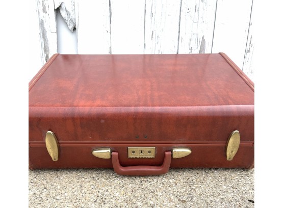 Vintage Samsonite Streamlite Hard Sided Suitcase Circa 1950s, Fabulous Condition.