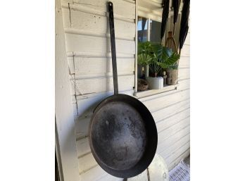 Oversized Extra Large Gigantic Camp Skillet With Hinged Lid!
