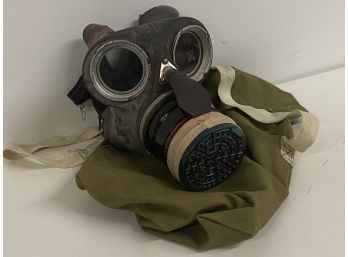 WWII Military Gas Mask In Original Carry Sack