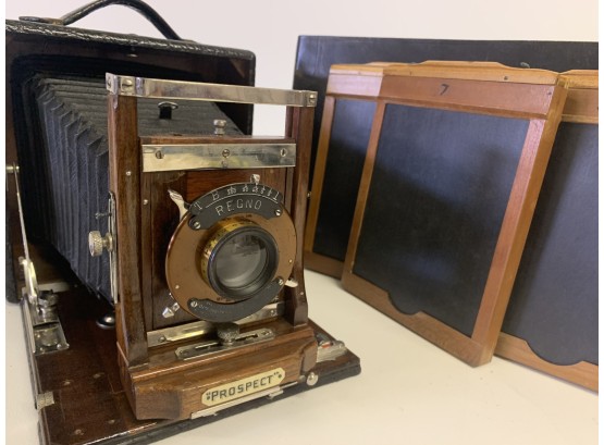 Regno Prospect Vintage  Box Camera