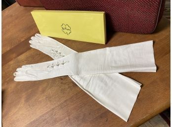 Vintage Find Of NIB Long Leather Gloves By Gus Mayer