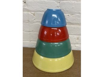 Vintage Primary Colors PYREX Mixing Bowl Set (4)