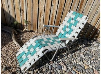 Fabulouse Sunbeam Folding Lounge Chair