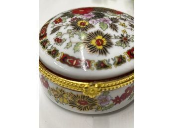 Small Handpainted Porcelain/enameled Trinket Box