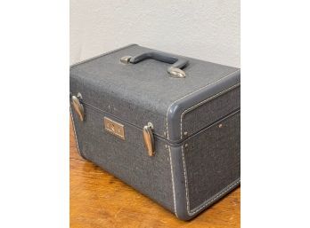 Classic Vintage Samsonite Train Case, Excellent Condition,  Charcoal Gray