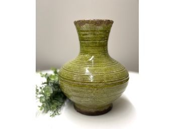Old World Pottery Vase With Crackle Glazing.