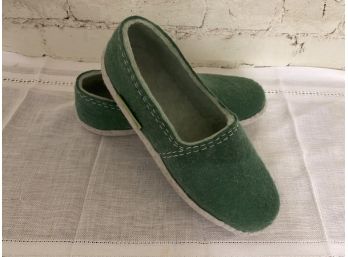 Soft Boiled Wool Slipper Shoes 7.5 - 8