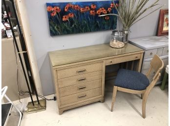 United Furniture Mid Century Modern Desk And Chair