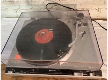 Techniques Turntable