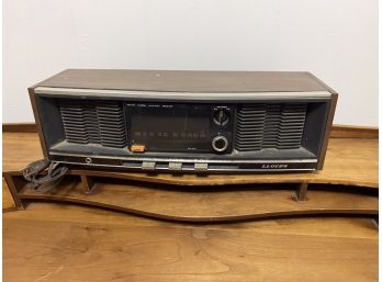 Vintage Lloyds Desktop Radio