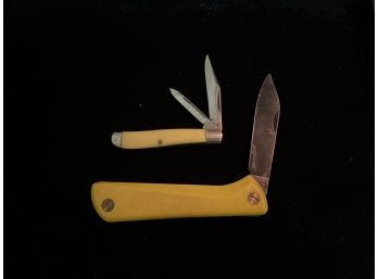 Duo Of Pocket Knives