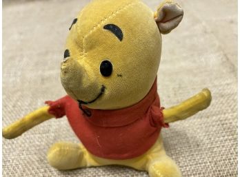 Vintage Winnie The Pooh By Gund