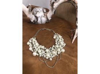 Vintage Yet Classic Pearl Cluster Necklace/choker