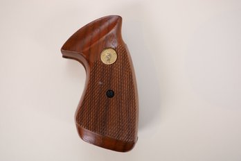 RARE COLT WOODEN GRIPS - REALLY NICE VINTAGE GRIPS!