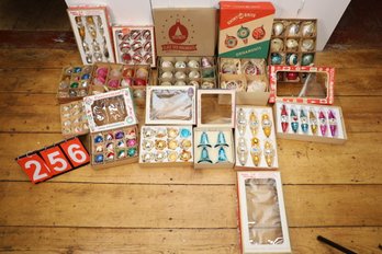 INCREDIBLE COLLECTION OF VERY EARLY VINTAGE CHRISTMAS BULBS IN BOXES! MUST SEE!!