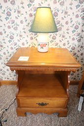 LOT 12  - SIDE TABLE AND LAMP