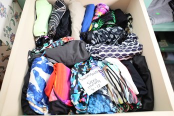 LOT 29 - WOMENS SWIMSUITS - MOSTLY 8-12