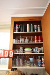 LOT 199 - ITEMS INSIDE UPPER RIGHT HAND CABINET KITCHEN
