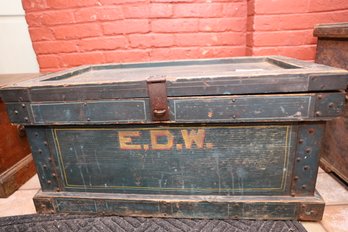 LOT 221 - VERY EARLY ANTIQUE WOODEN CHEST HAND PAINTED AND WITH E.D.W
