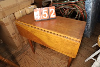 LOT 452 - TABLE - TOP MAY COME OFF - ABOVE BARN
