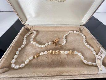 LOT 37 - 14k GOLD PEARL NECKLACE