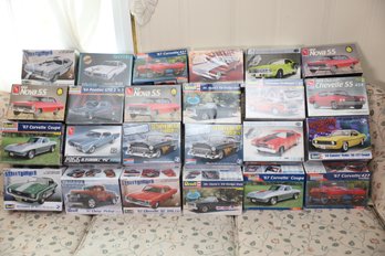 LOT 223 - LOT 224 - MODELS (MOST NOT BUILT SOME MAY BE SEALED)
