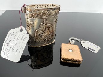 LOT 123 - TWO ANTIQUE ITEMS SHOWN