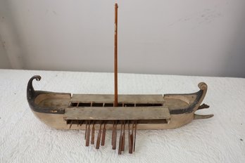 LOT 195 - VERY EARLY HANDMADE WOODEN SHIP MODEL ( OUR CLIENT PAY HUNDREDS FOR IT LONG AGO )