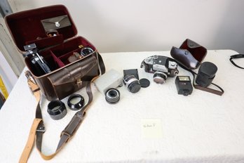 LOT 222 - VINTAGE NIKON F CAMERA AND LENES AND MORE! NICE LOT!