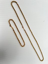 LOT 248 - 14K GOLD MATCHING ROPE CHAIN AND BRACELET