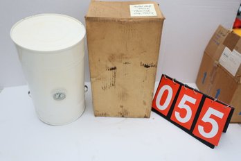 REALLY VINTAGE - METAL NEW OLD STOCK FUEL/OIL TANK