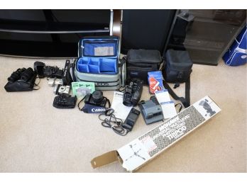 CAMERA - CAMCORDER - OLD FILM - BINOS AND MORE LOT!